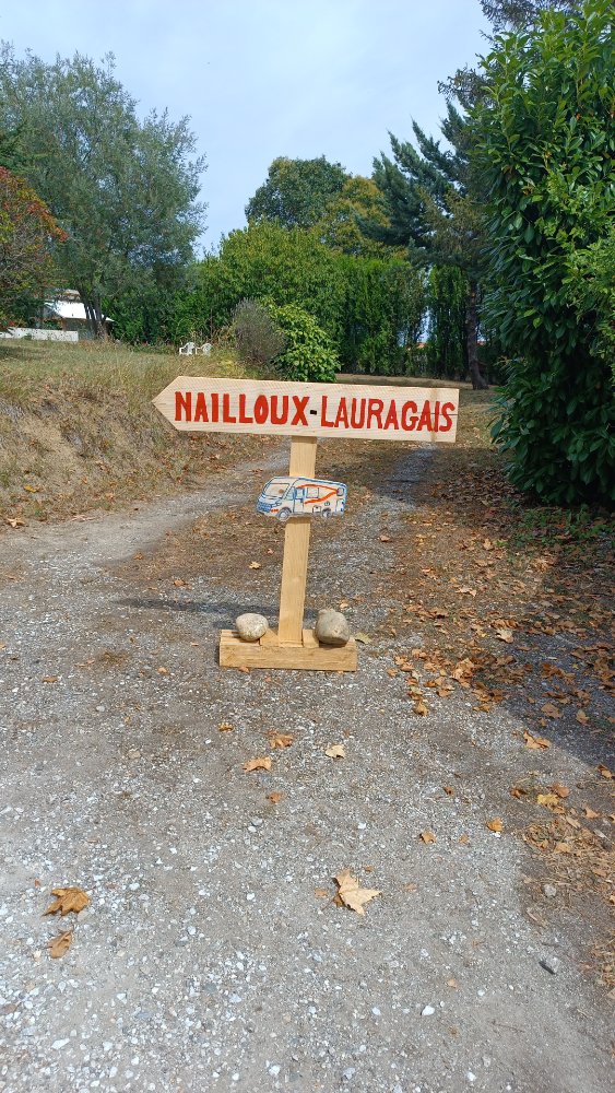 Aire camping-car  Nailloux (31560) - Photo 23